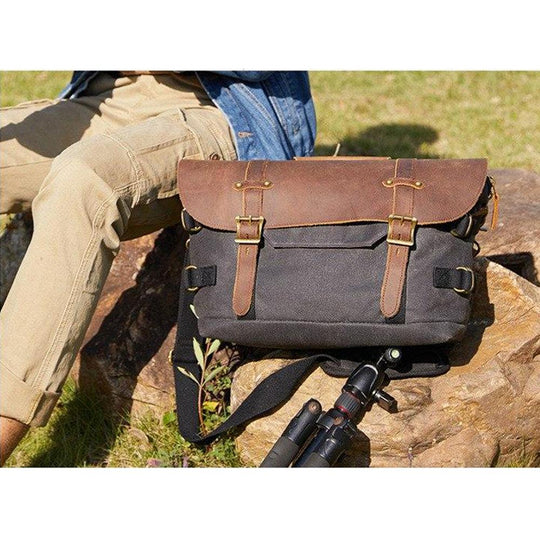 Camera Messenger Bag | TALLIN