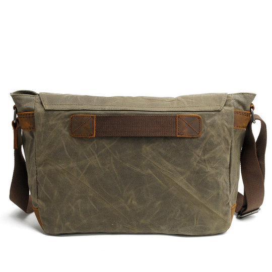 Retro Shoulder Bag | CONWAY