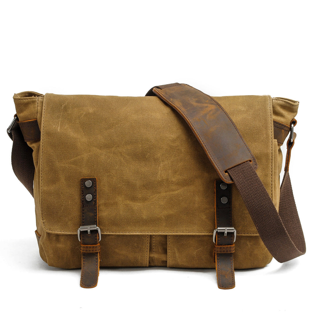 Retro Shoulder Bag | CONWAY